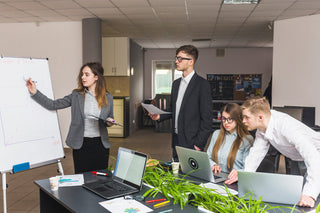 How Can a Leadership Training Service Transform Your Leadership Skills?